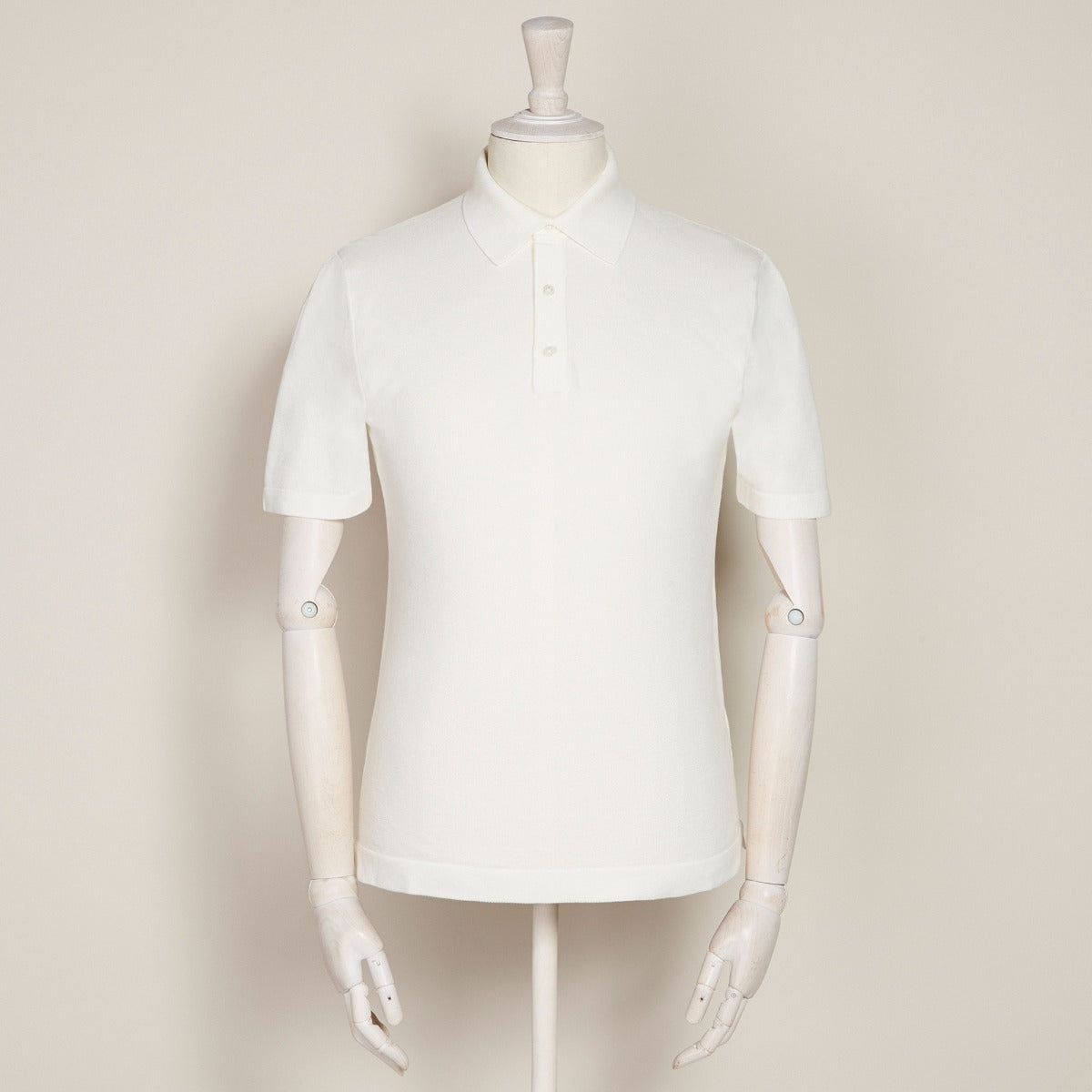 Short Sleeve Knitted Polo Shirt In Cream