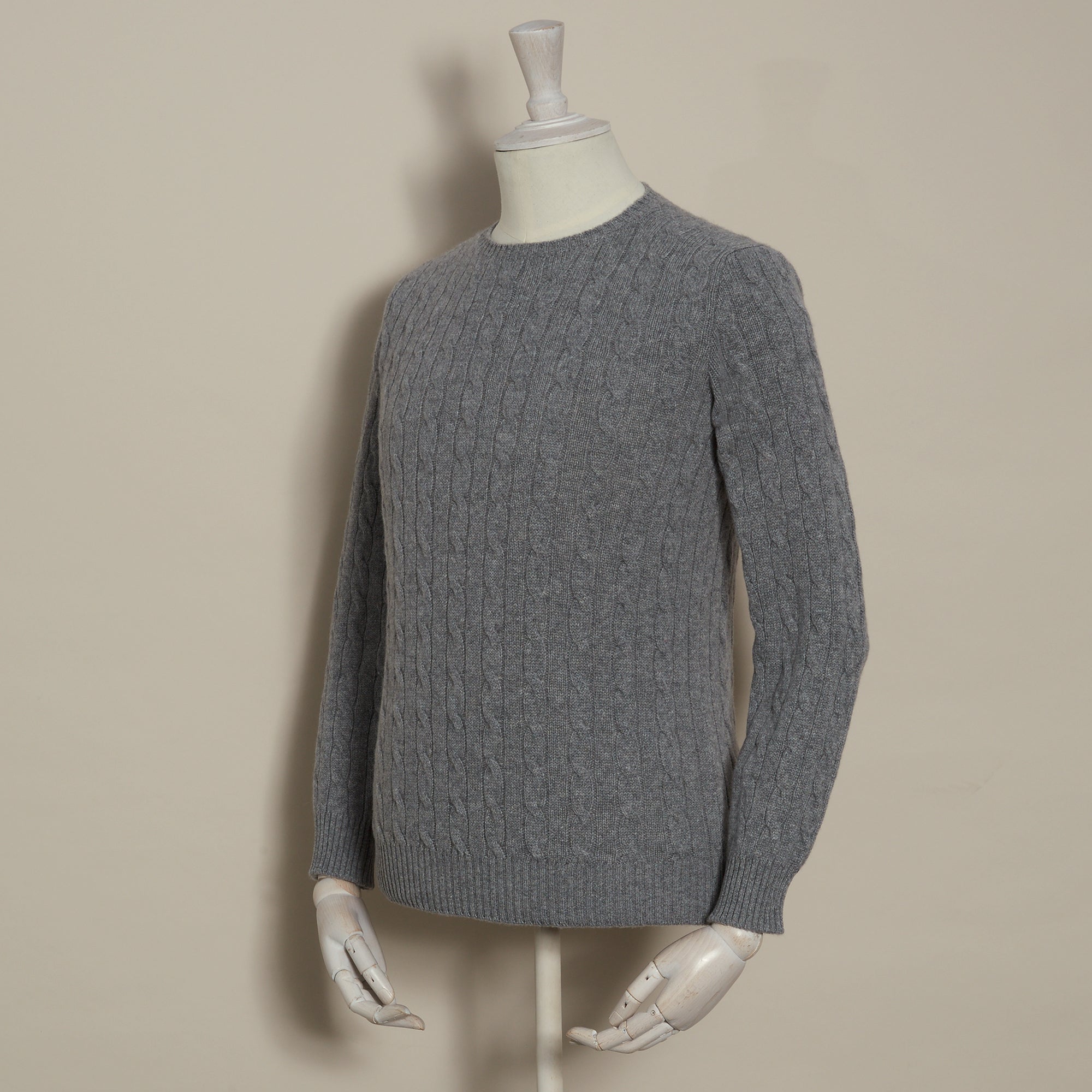 Cashmere Cable Sweater In Grey