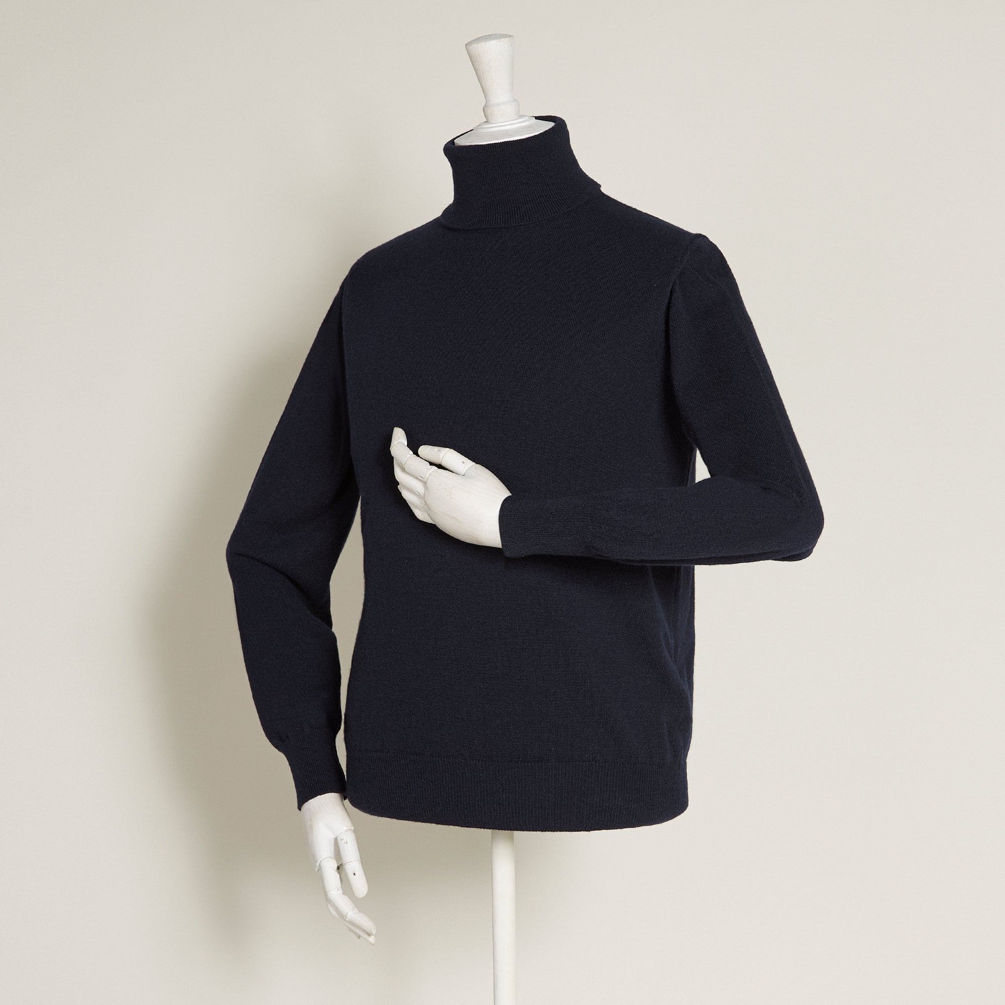 Medium Weight Cashmere Roll Neck In Navy