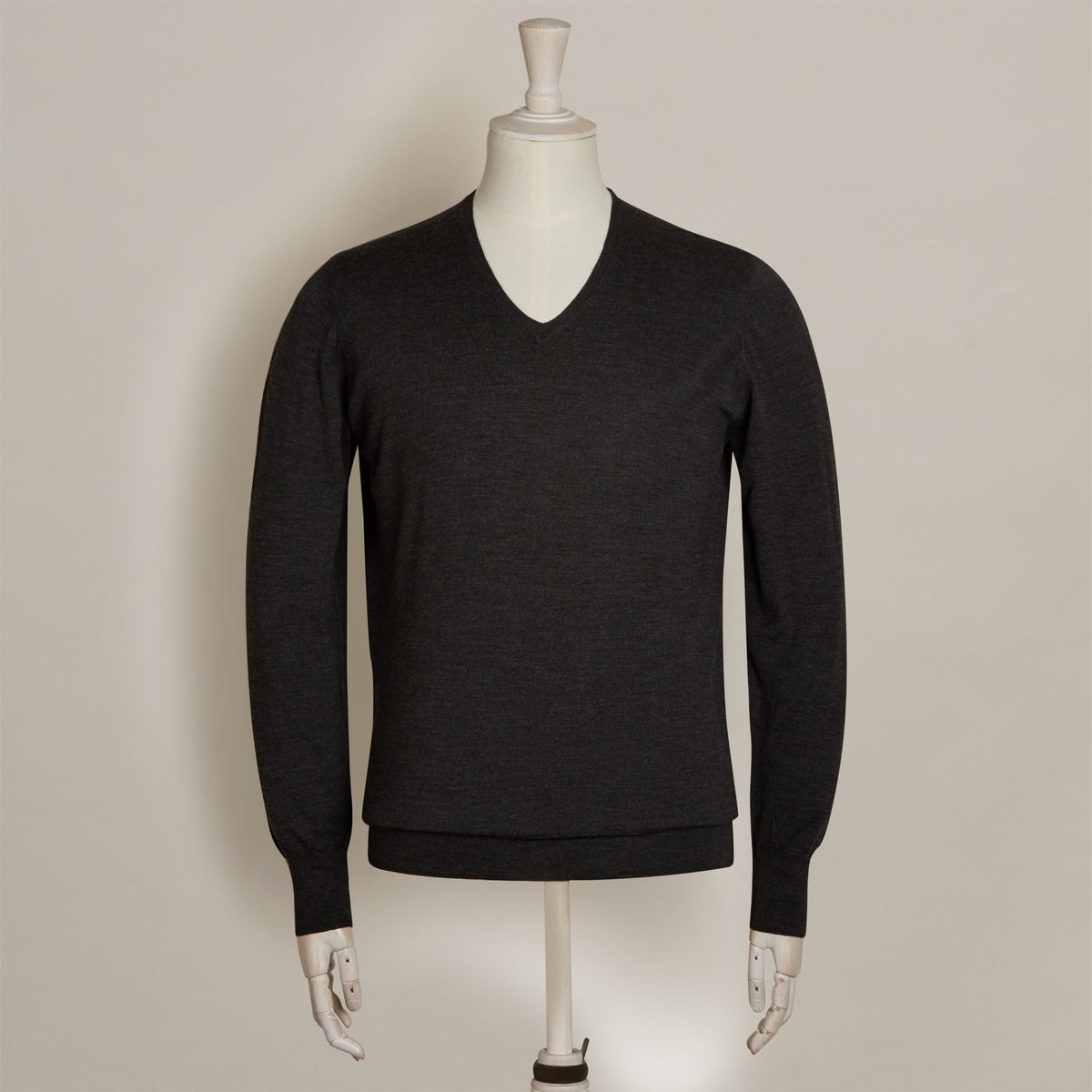 Lightweight Merino V-Neck Sweater In Charcoal