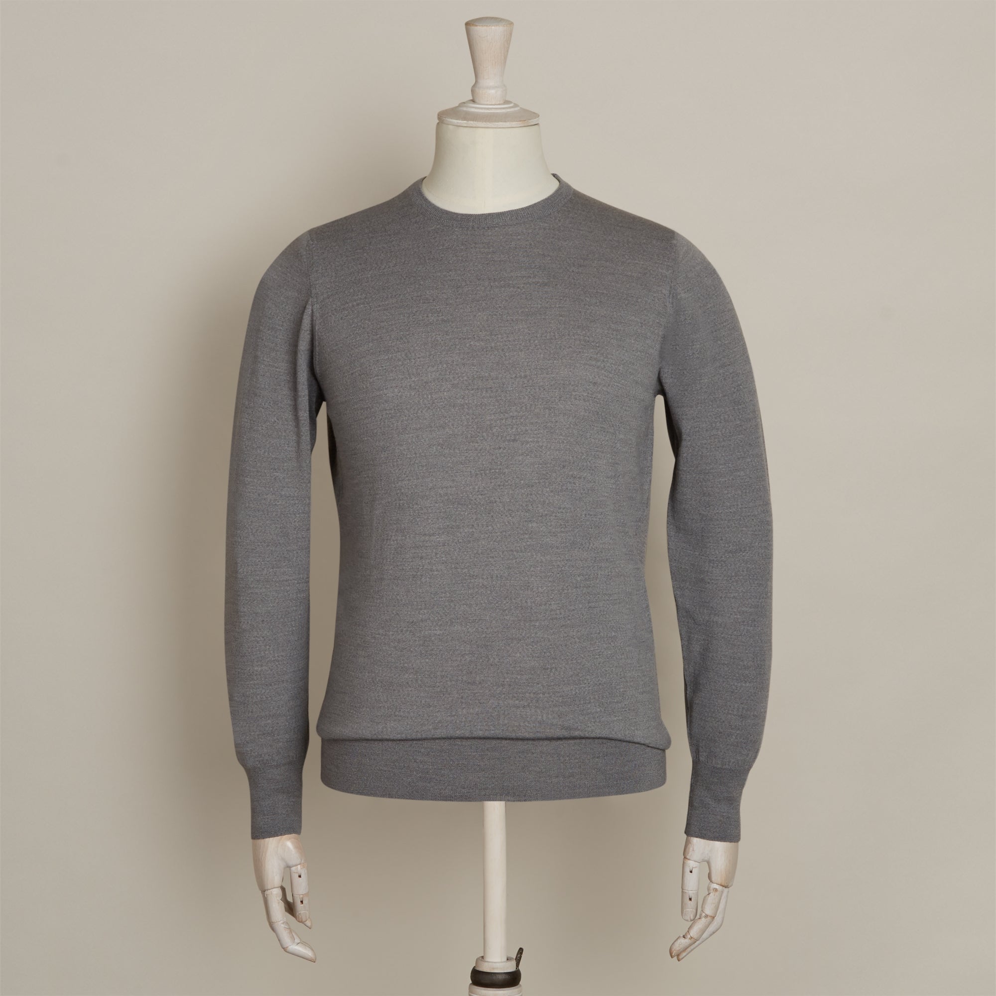 Lightweight Merino Crew Neck Sweater In Grey