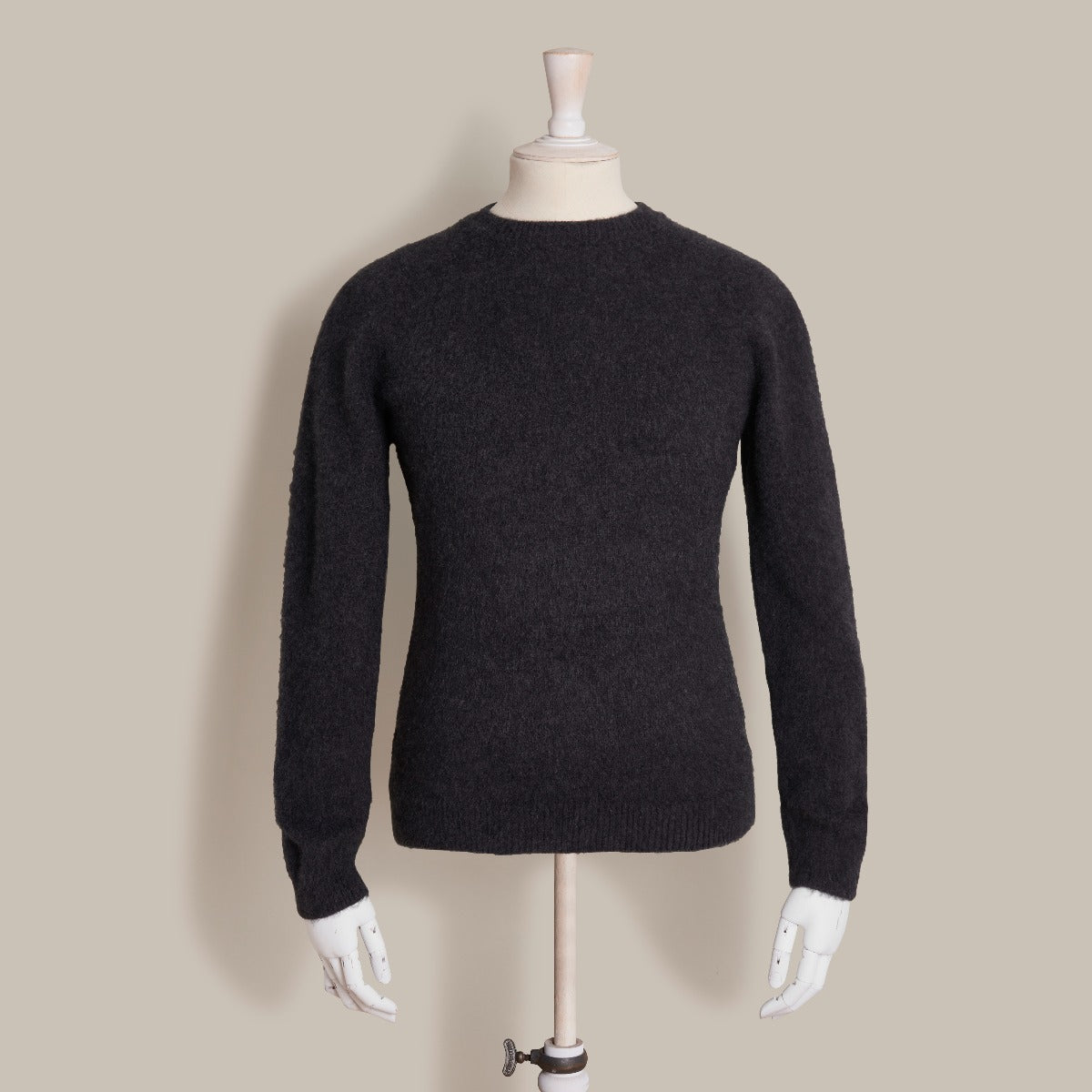 Brushed Cashmere Crew Neck Sweater In Charcoal