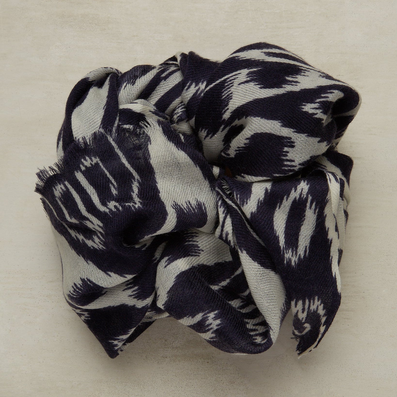 Cashmere and Silk Ikat Scarf In Navy