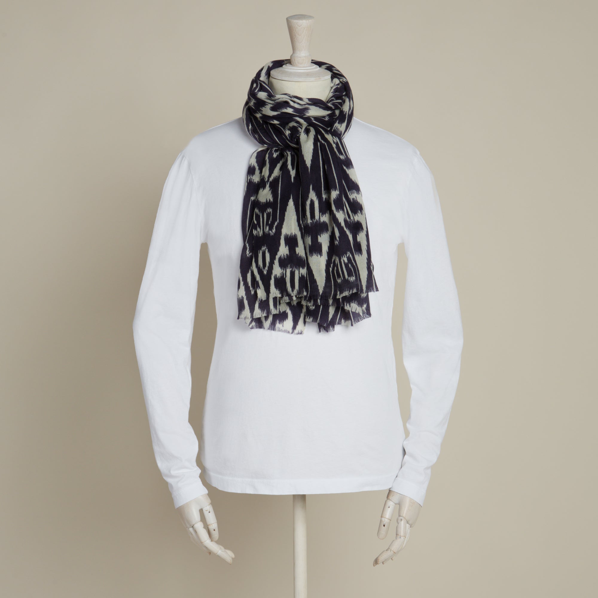 Cashmere and Silk Ikat Scarf In Navy