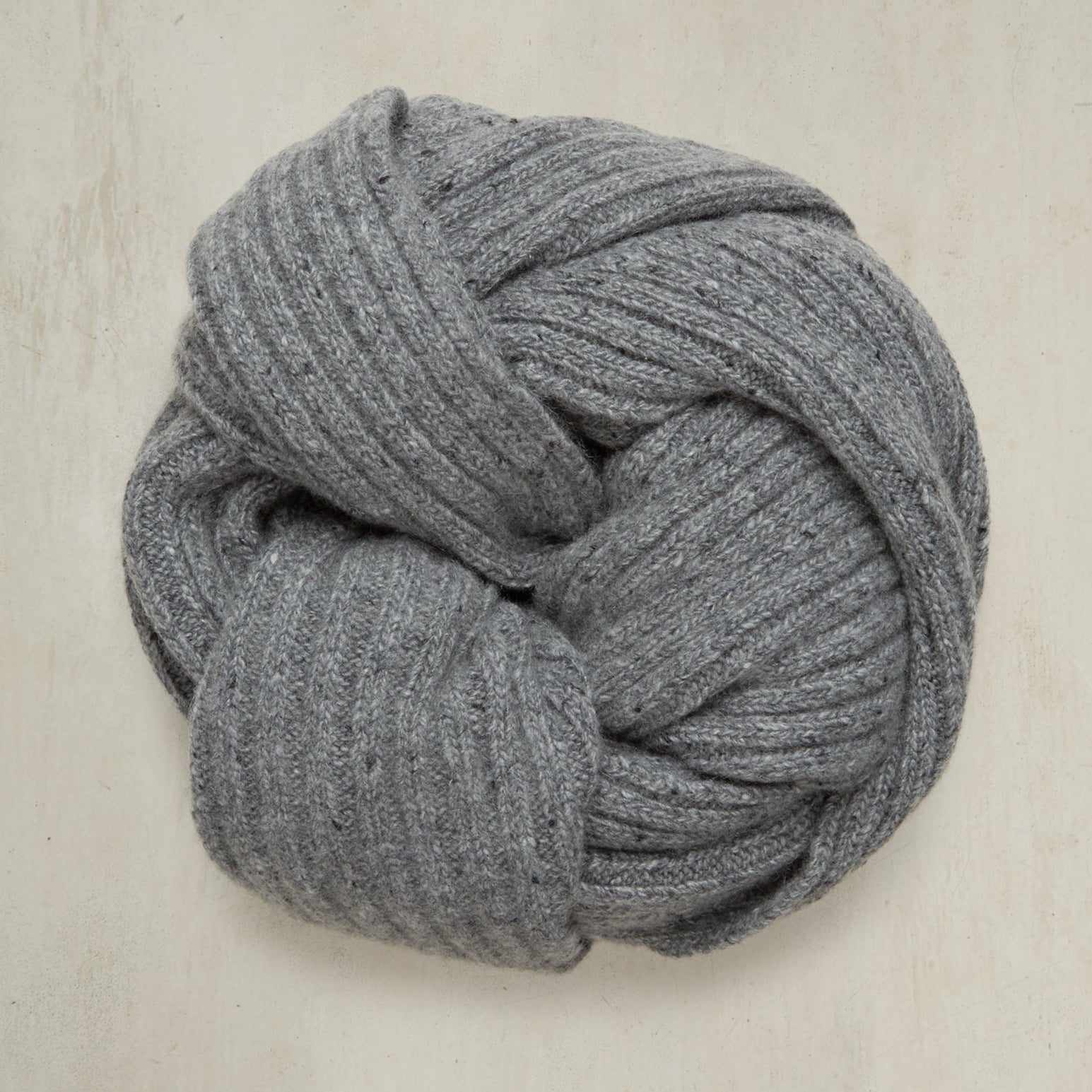 Ribbed Donegal Scarf In Light Grey