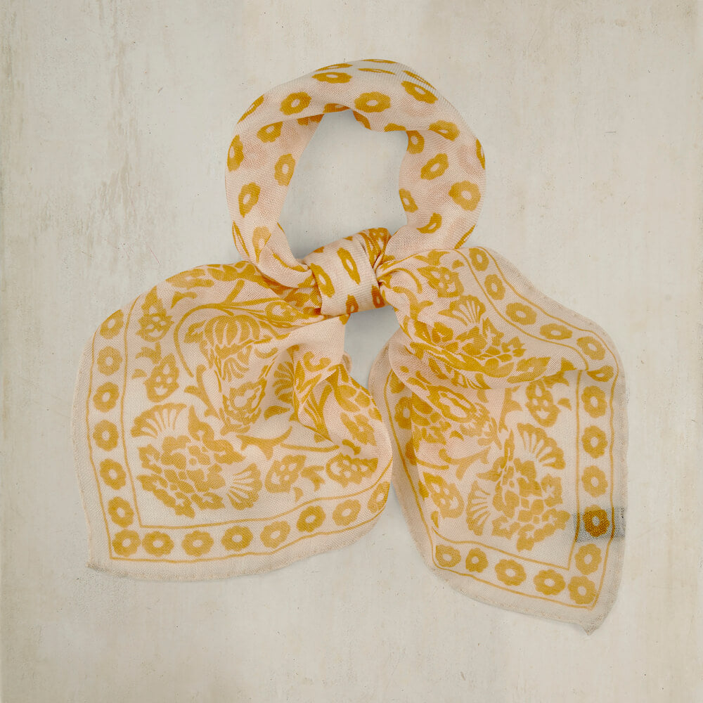 Cashmere And Silk Geometric Provence Neckerchief In Gold