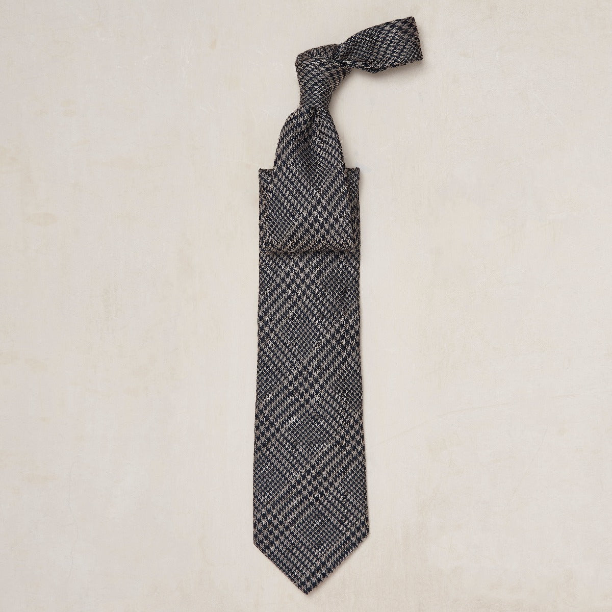 Prince of Wales Check Woven Tie In Natural