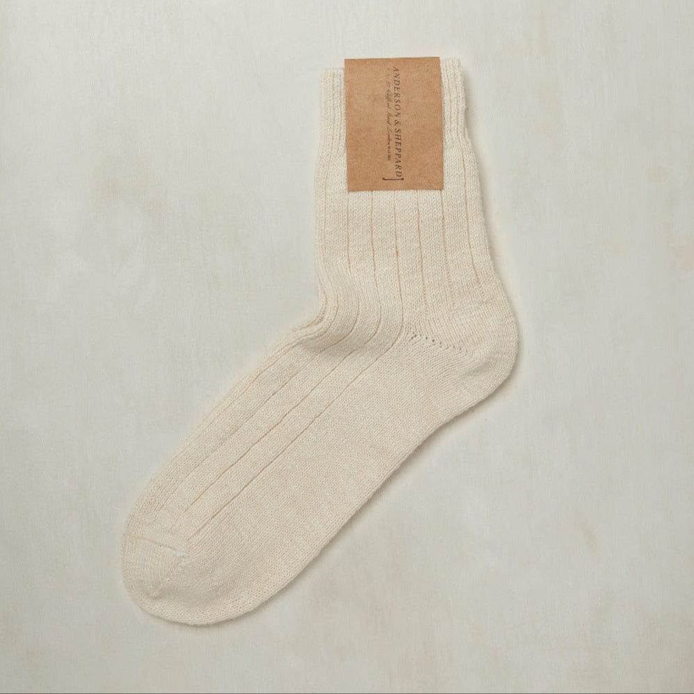 Cotton Ribbed Socks In Cream