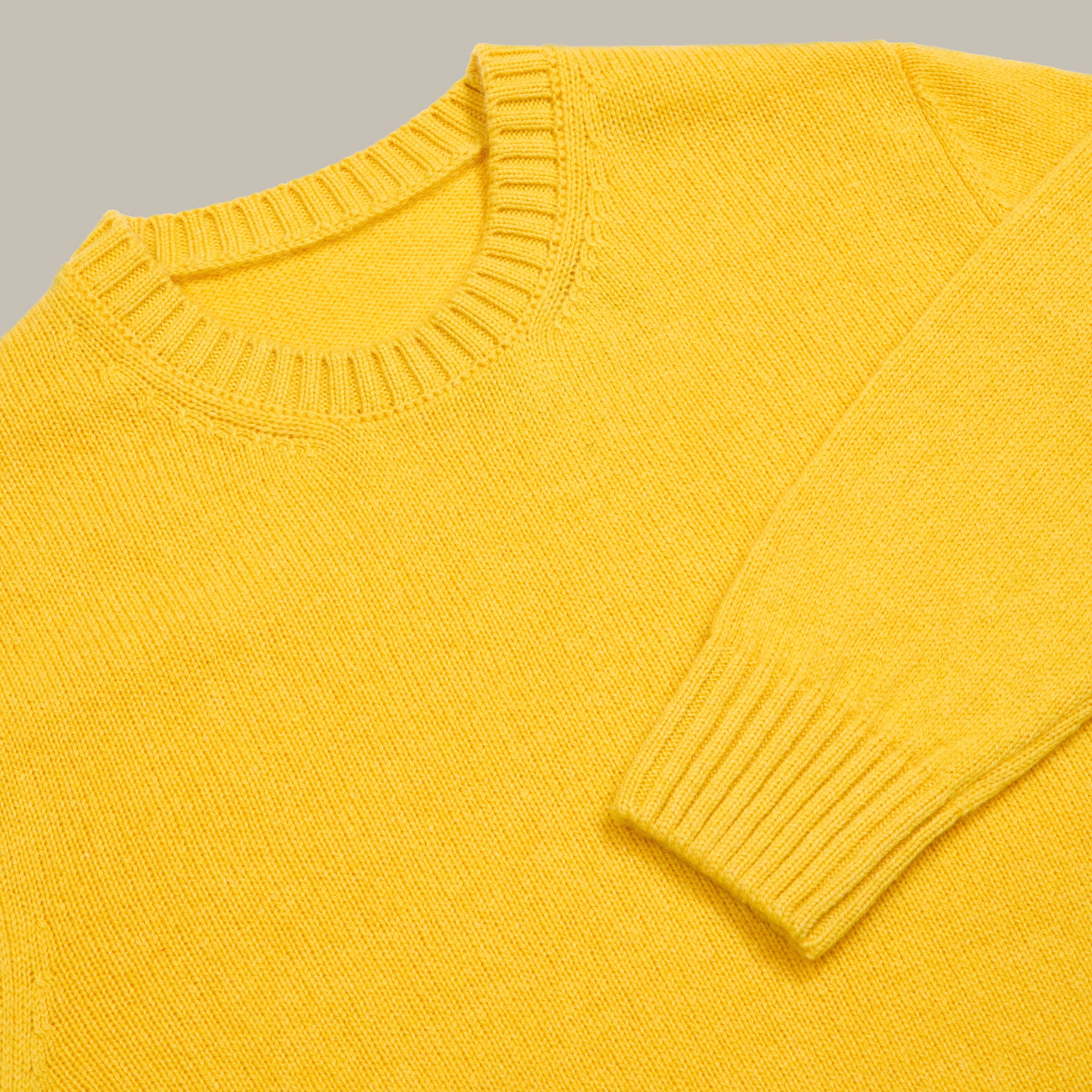 Cashmere Crew Neck Sweater in Yellow