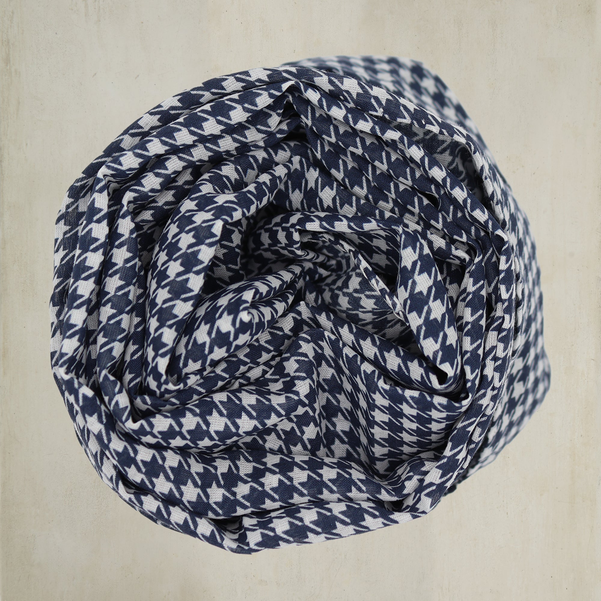 Houndstooth Print Cotton Scarf in Navy