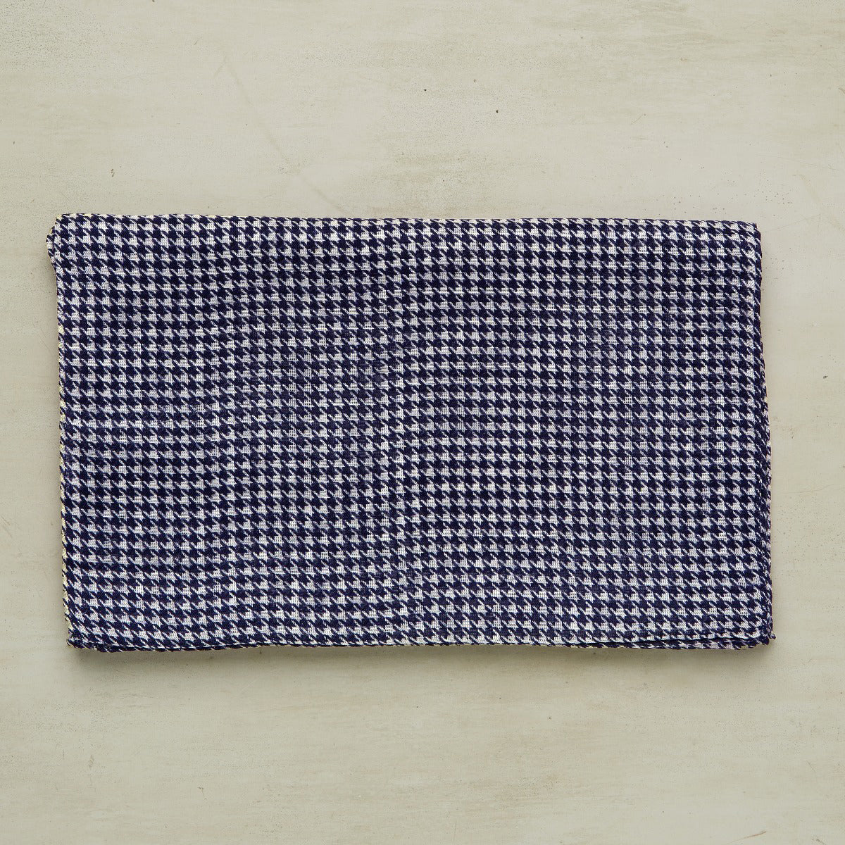 Wool Silk Houndstooth Neckerchief