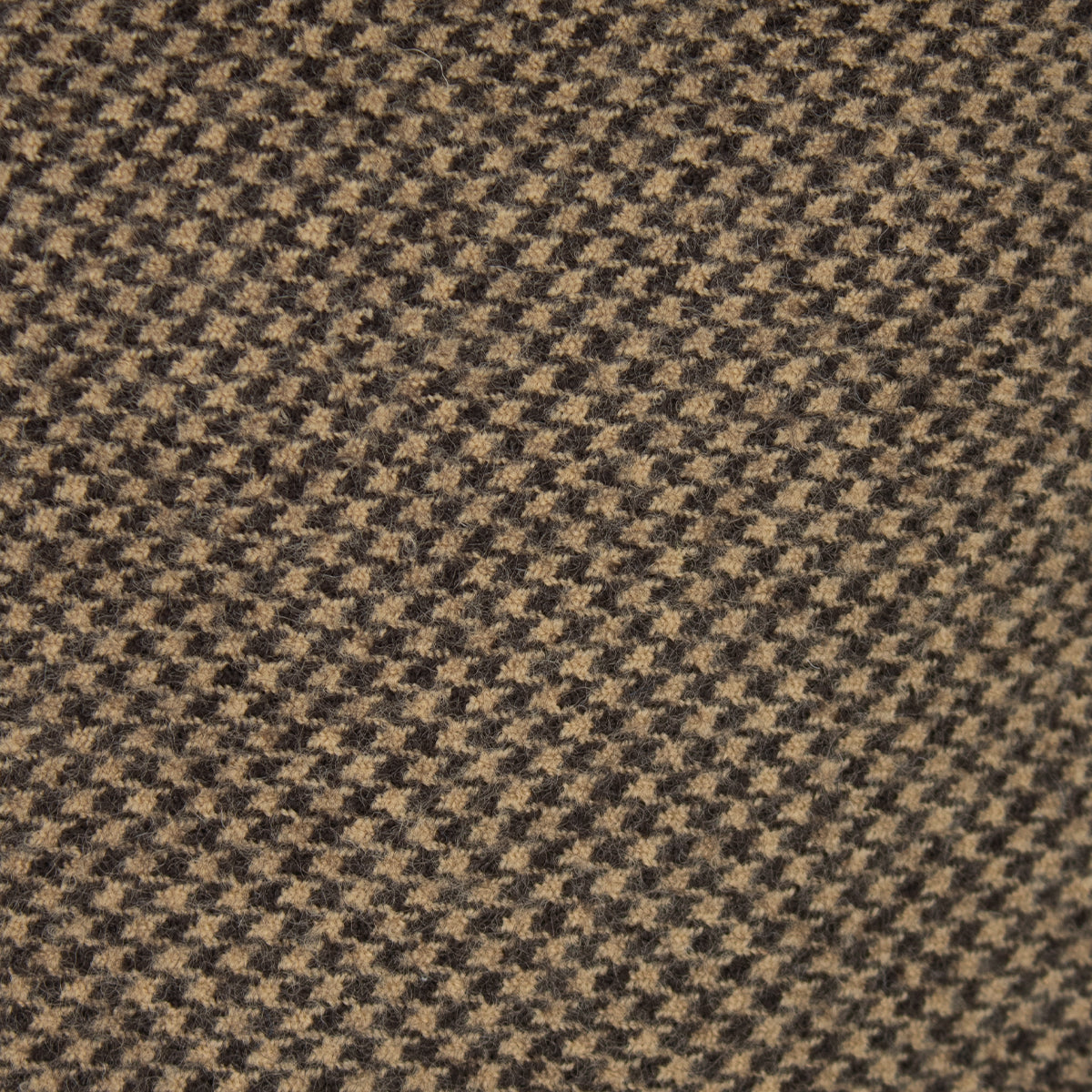 Woollen Puppytooth Tie in Brown