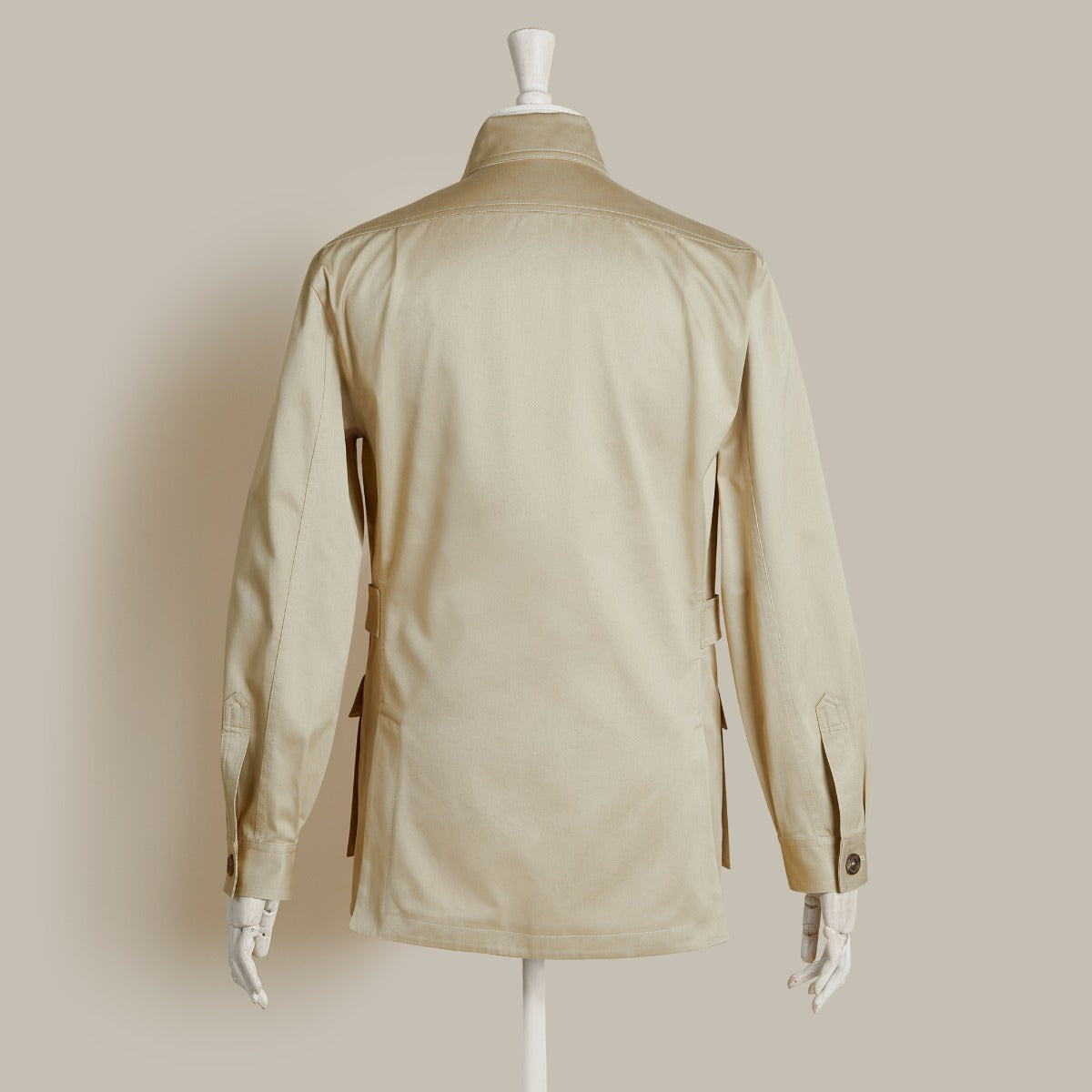 Six Pocket Lightweight Cotton Travel Jacket In Putty
