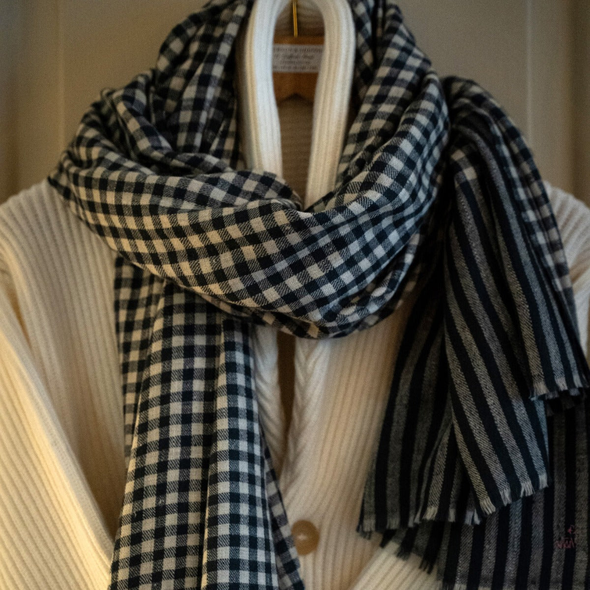 Small Check Cashmere Scarf Charcoal